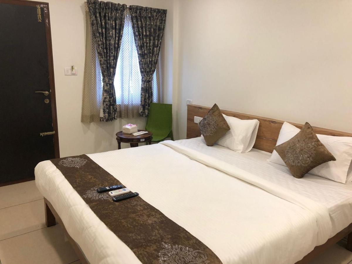 Hotel Amulya Regency Bayappanhalli Exteriér fotografie